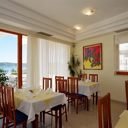 Otel Mare Nostrum 3*