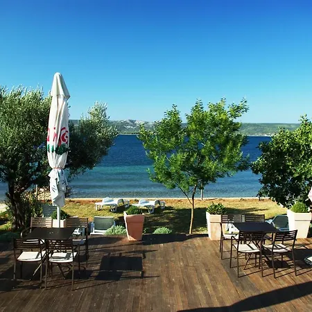 Otel Mare Nostrum 3*